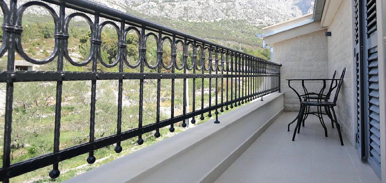 Stone House Bonaca Apartment Baska Voda Ruang foto