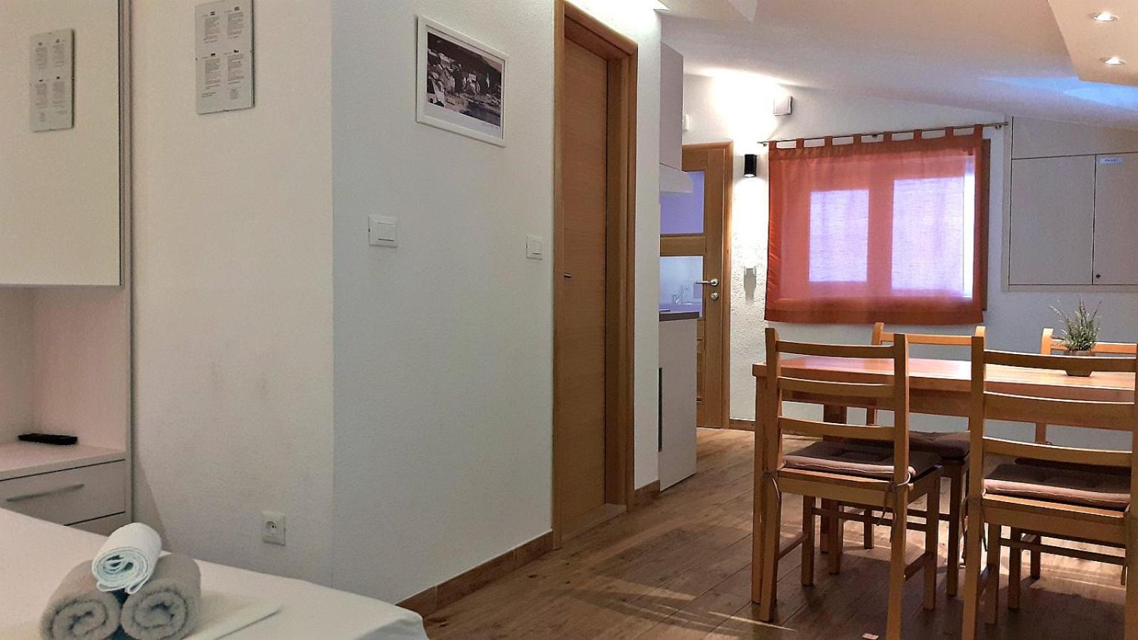 Stone House Bonaca Apartment Baska Voda Ruang foto
