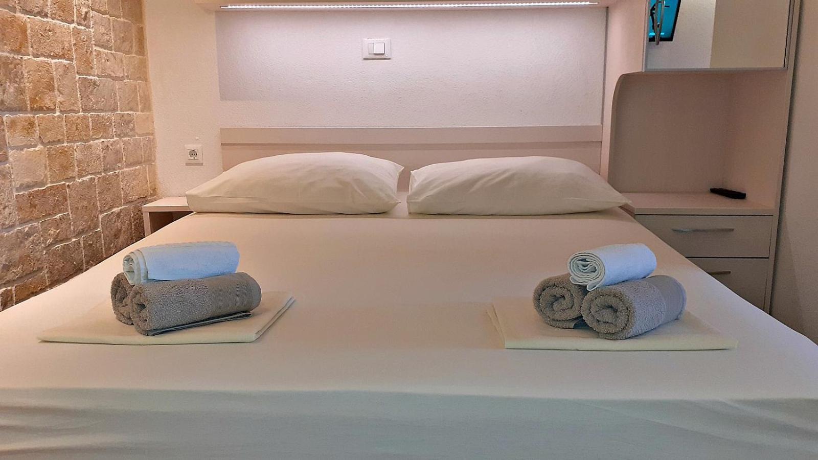 Stone House Bonaca Apartment Baska Voda Ruang foto